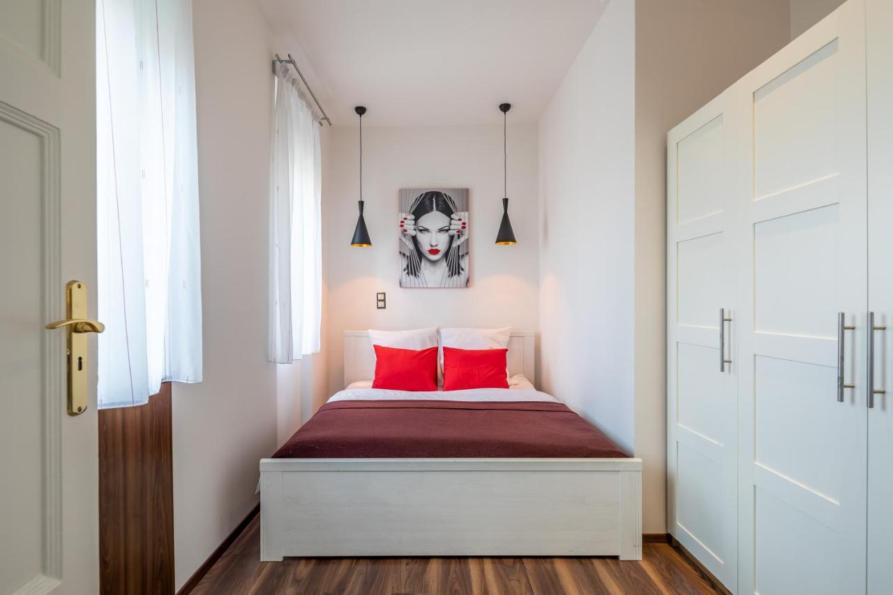 Two Bedroom Home In Jewish Quarter Budapest Esterno foto