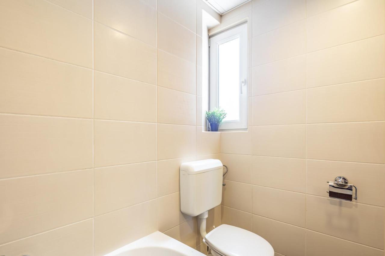 Two Bedroom Home In Jewish Quarter Budapest Esterno foto